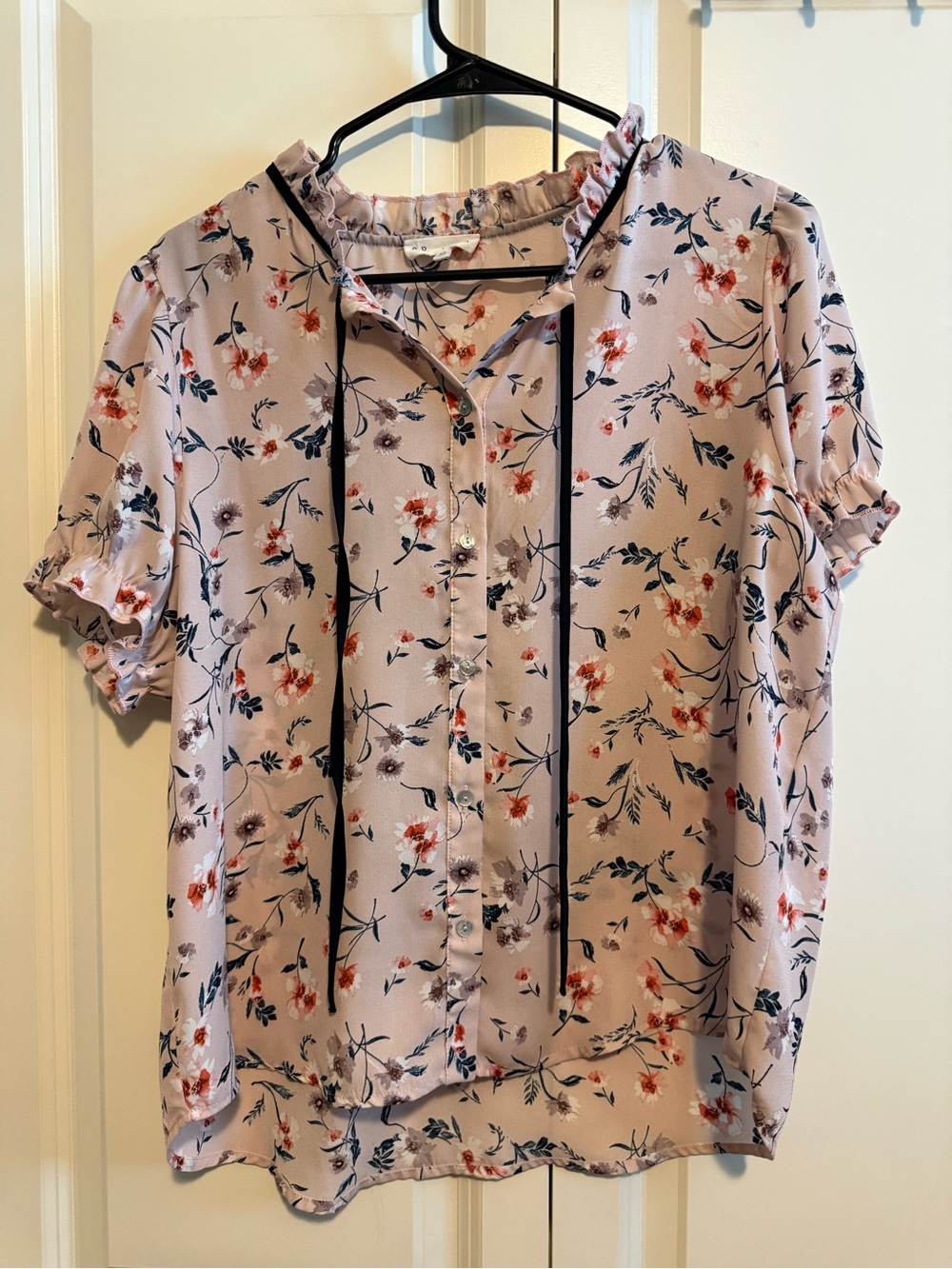 Sweet Rain Women’s Floral Button-Front Blouse - Light Pink